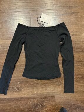 Joe's Jeans Black Off-Shoulder Long Sleeve Top